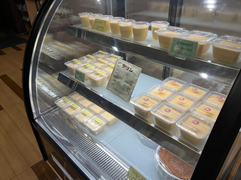 卵とミルクと店内