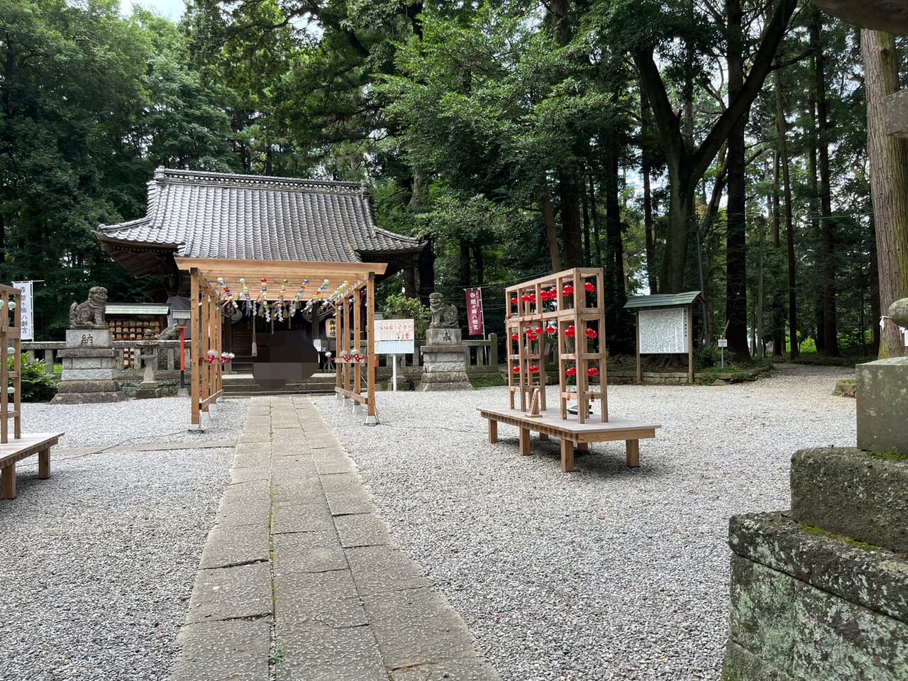 間々田八幡宮境内