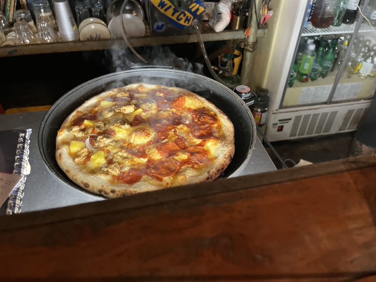 EASY PIZZAで焼かれるピザ。