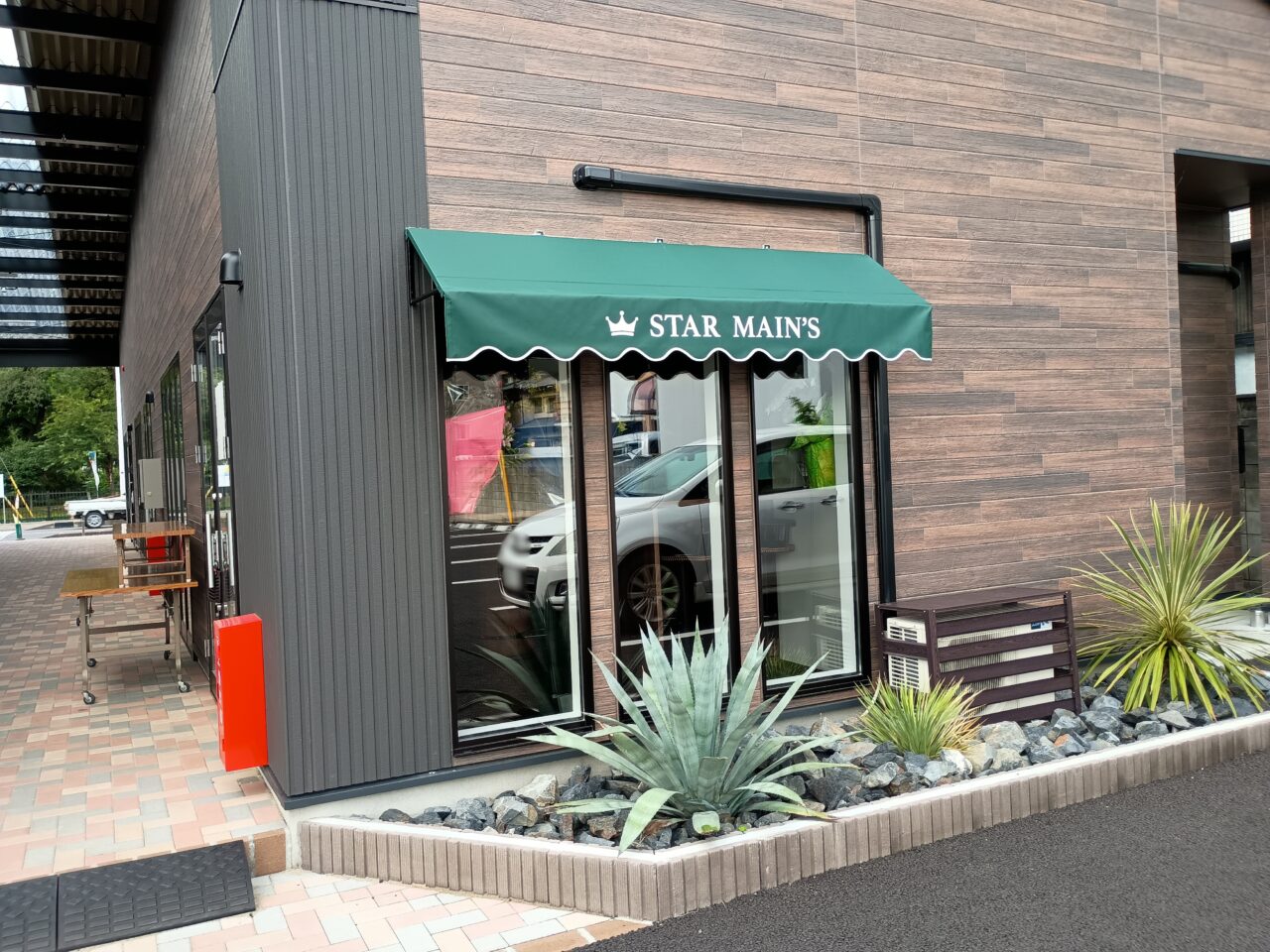 ベルギーワッフルのお店「STAR MAIN'S WAFFLE」が2025年7月15日（火）にオープン
