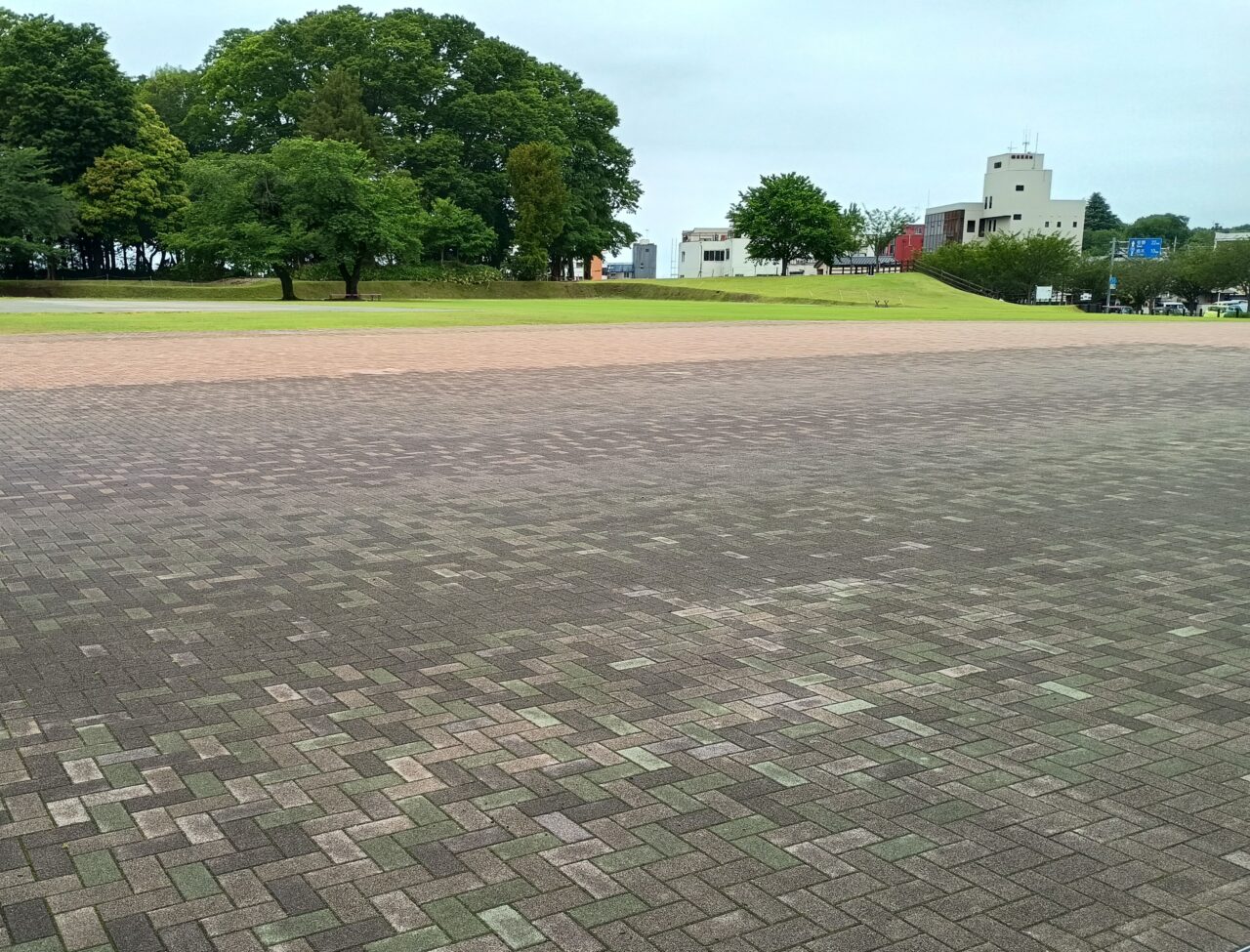 小山御殿広場