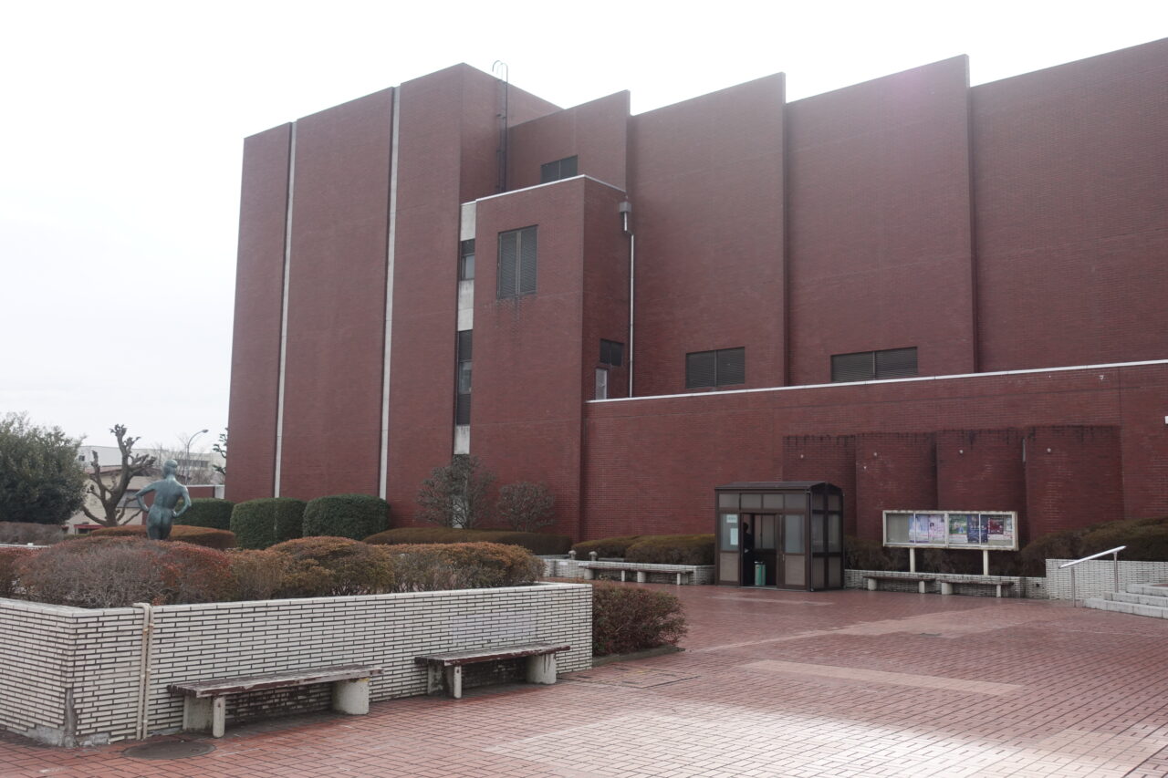 小山市立文化センター