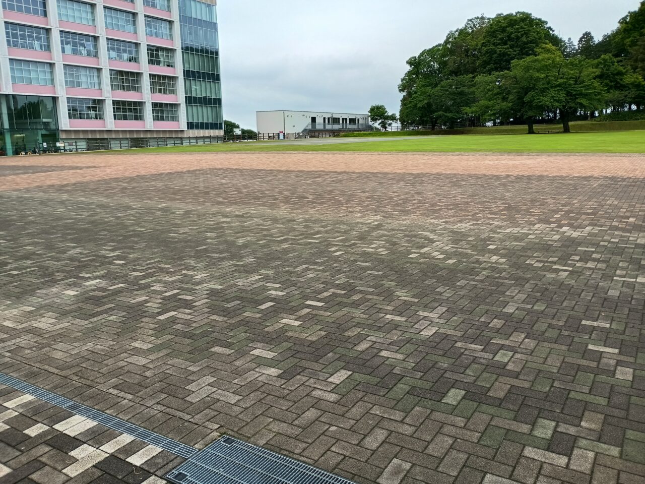 小山御殿広場