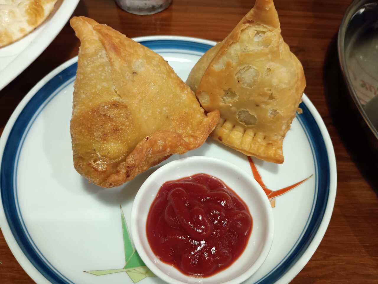RS ナンカレーハウス インド・ネパール料理レストラン&バー
