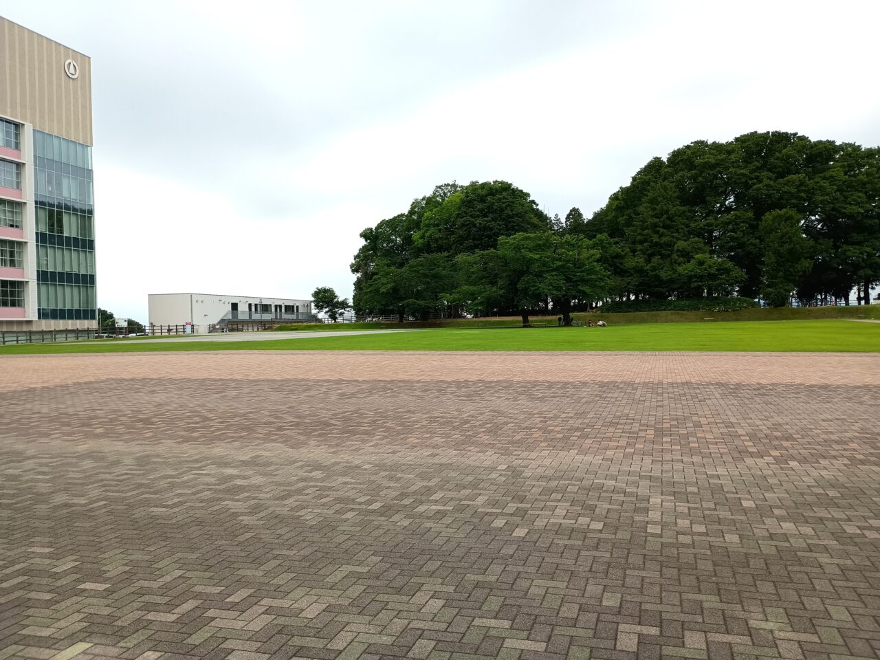 小山御殿広場